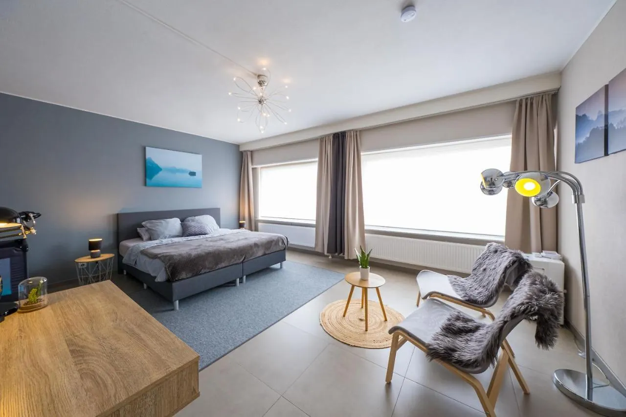 Family Appartement 'Marieo' With Game Room And Outdoor Facilities Gistel Belgien
