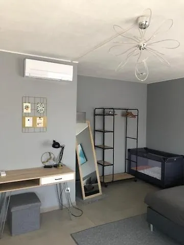 Apartment Family Appartement 'Marieo' With Game Room And Outdoor Facilities Gistel