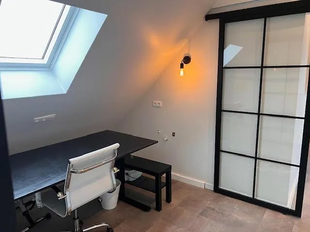 Family Appartement 'Marieo' With Game Room And Outdoor Facilities Gistel Apartment