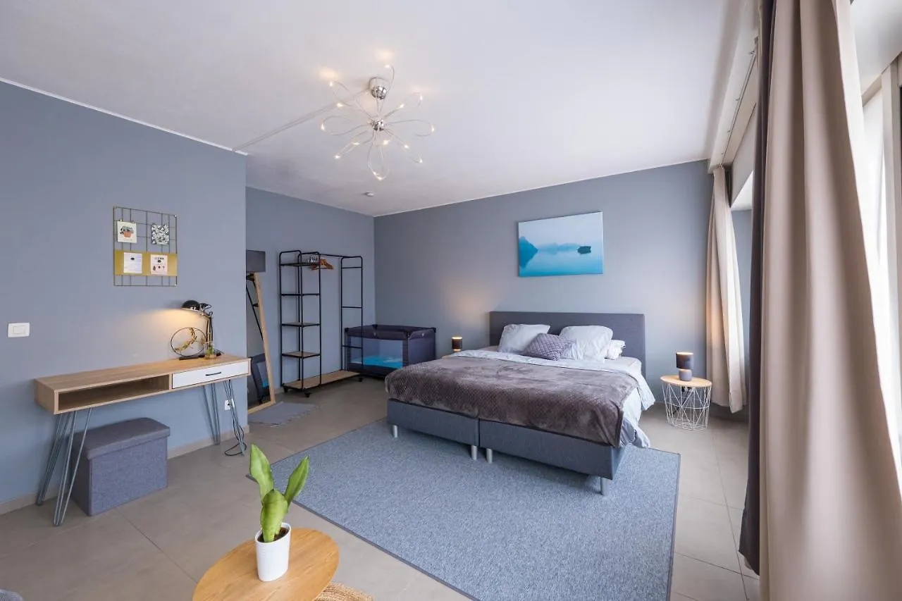 Family Appartement 'Marieo' With Game Room And Outdoor Facilities Gistel Βέλγιο
