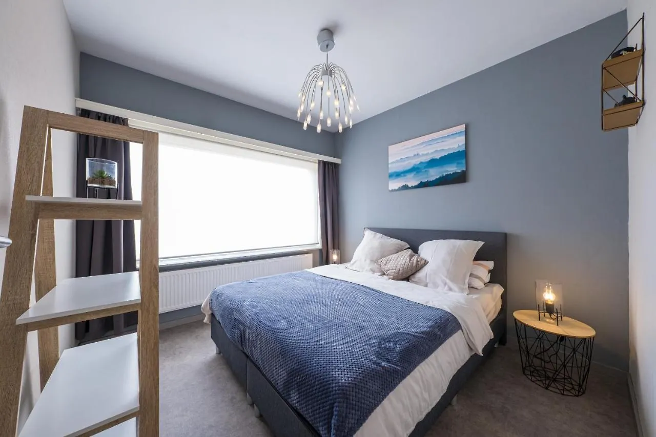 Family Appartement 'Marieo' With Game Room And Outdoor Facilities Gistel