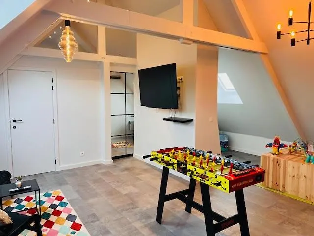 Family Appartement 'Marieo' With Game Room And Outdoor Facilities Gistel Διαμέρισμα